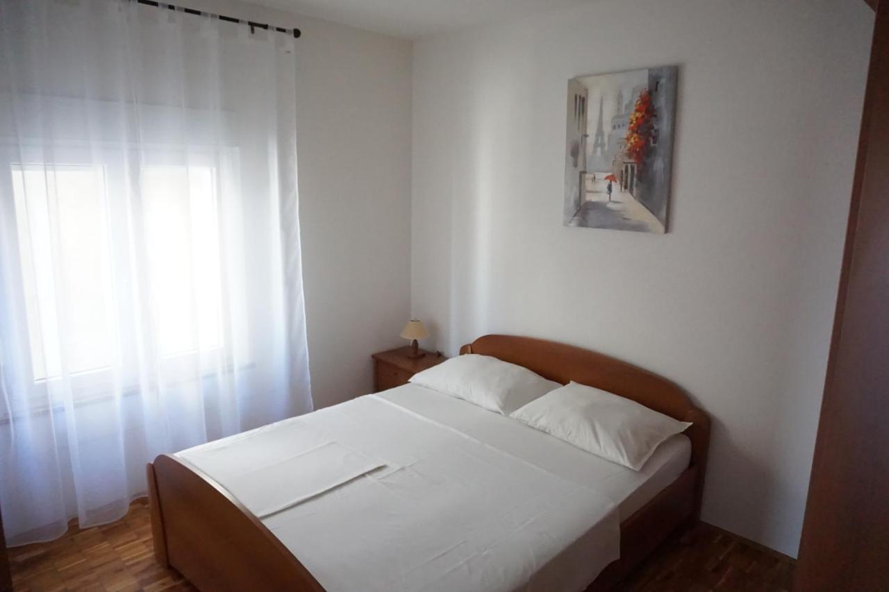 Spacious Comfort Apartment Duce Exterior photo
