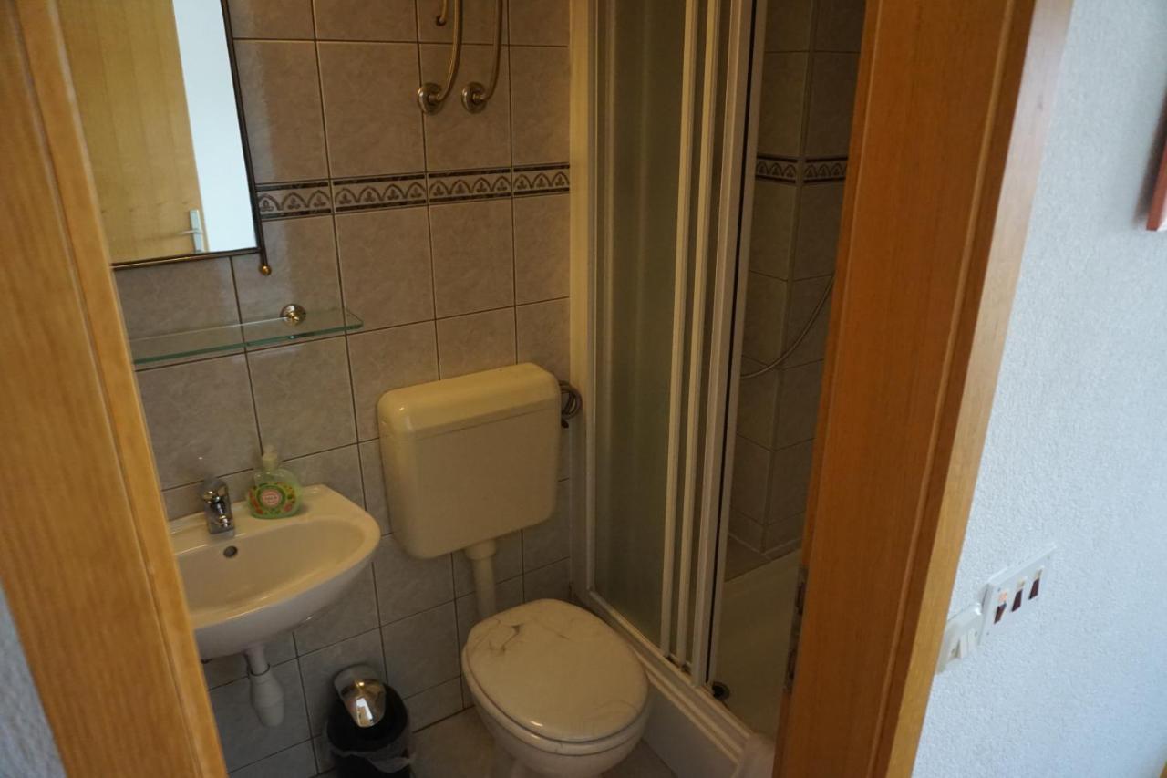 Spacious Comfort Apartment Duce Exterior photo