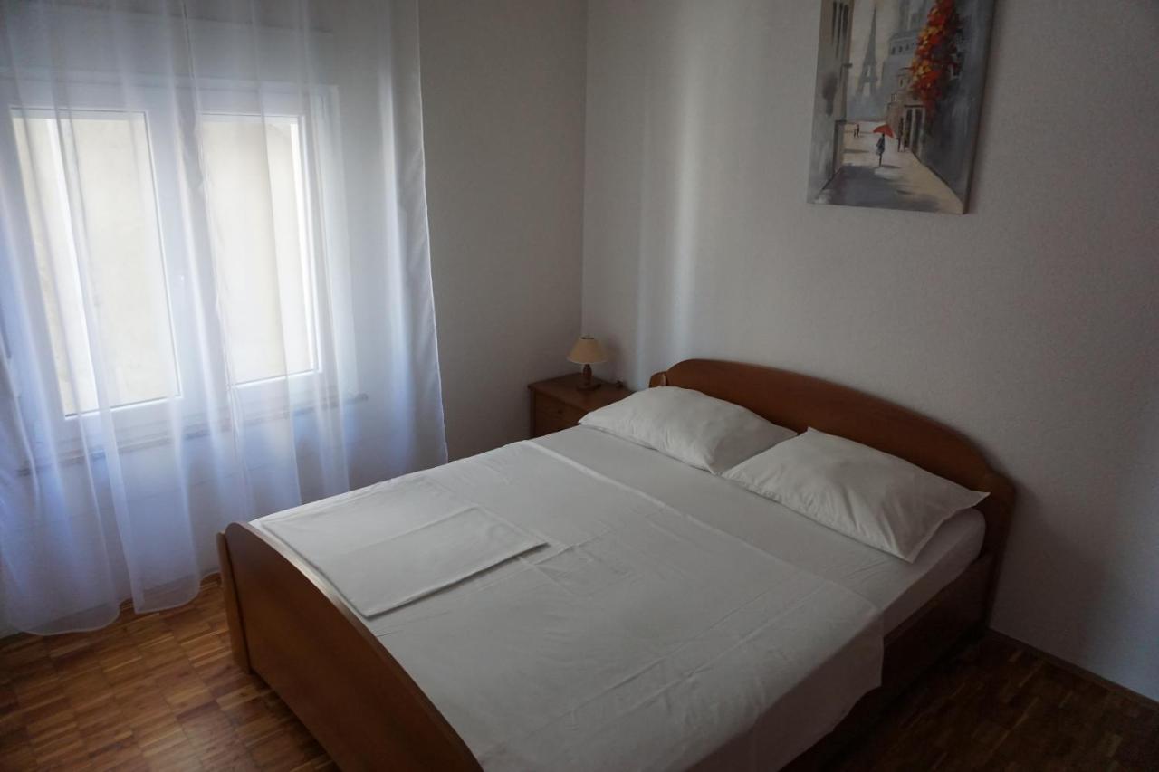 Spacious Comfort Apartment Duce Exterior photo